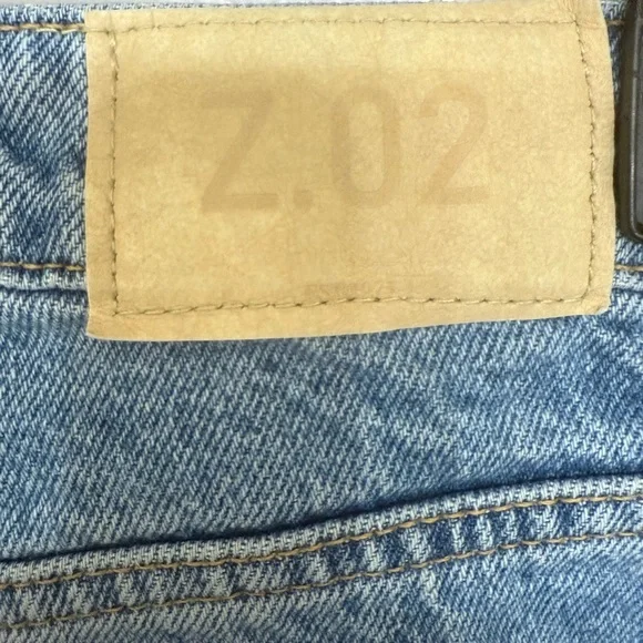 Zara Classic Blue Jeans with Button Detail - Picture 4 of 4